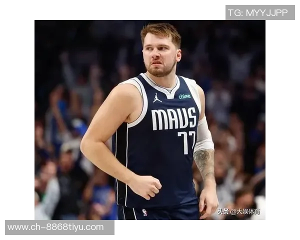 东契奇能否赛季场均40分引热议里夫斯称赞他的表现令人难以置信 东契奇能否赛季场均40分引热议里夫斯称赞他的表现令人难以置信