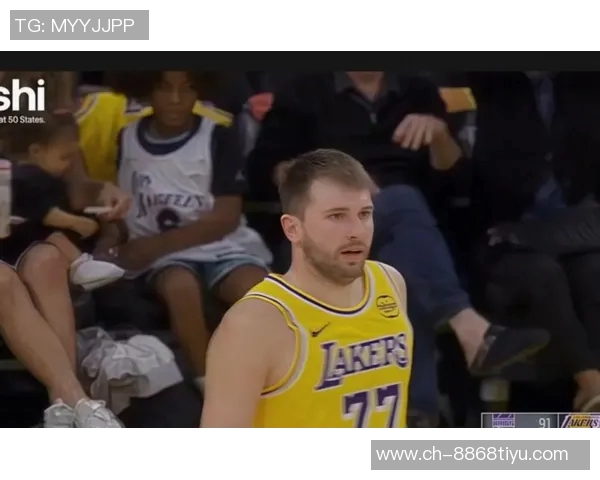 东契奇尽管失误频繁仍砍下38分11篮板5助攻展现超强实力 东契奇尽管失误频繁仍砍下38分11篮板5助攻展现超强实力