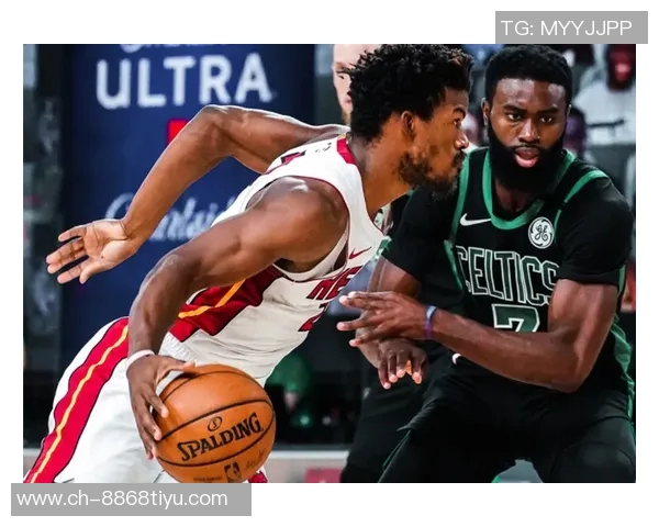 太阳队在第三节最后三分钟内狂轰15-0逆转局势引发热议 太阳队在第三节最后三分钟内狂轰15-0逆转局势引发热议