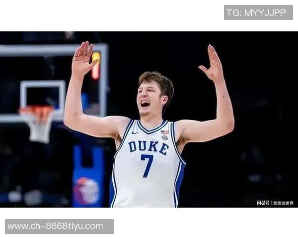 克莱鼓励弗拉格新秀赛季大胆尝试放开打球无需担心责任承担 克莱鼓励弗拉格新秀赛季大胆尝试放开打球无需担心责任承担