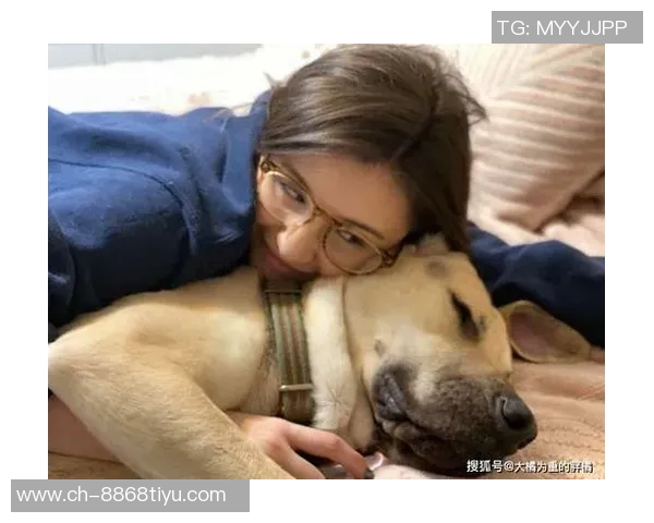 张伯霖分享摇篮舞庆祝喜讯家中爱犬迎来两只可爱小狗出生